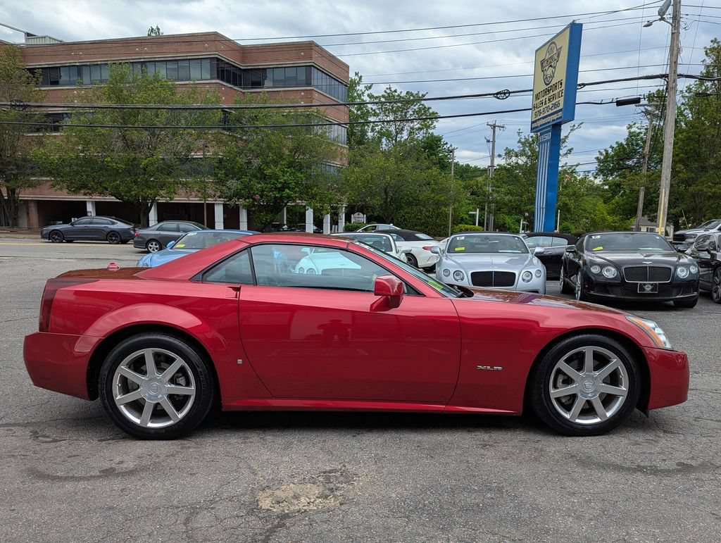 Used 2004 Cadillac XLR RWD image 6