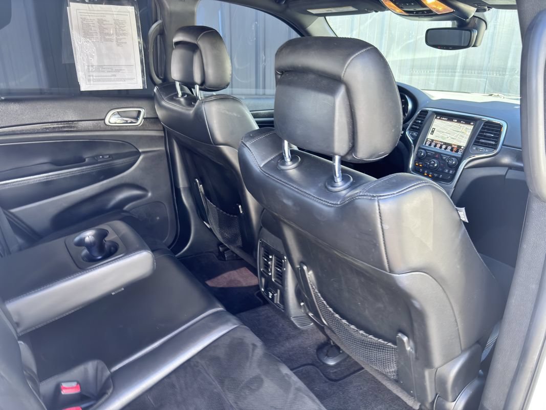 Used 2018 Jeep Grand Cherokee Altitude AWD/4WD image 40