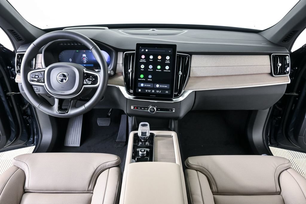 New 2026 Volvo XC90 T8 Ultra w/ Protection Package Premier image 18