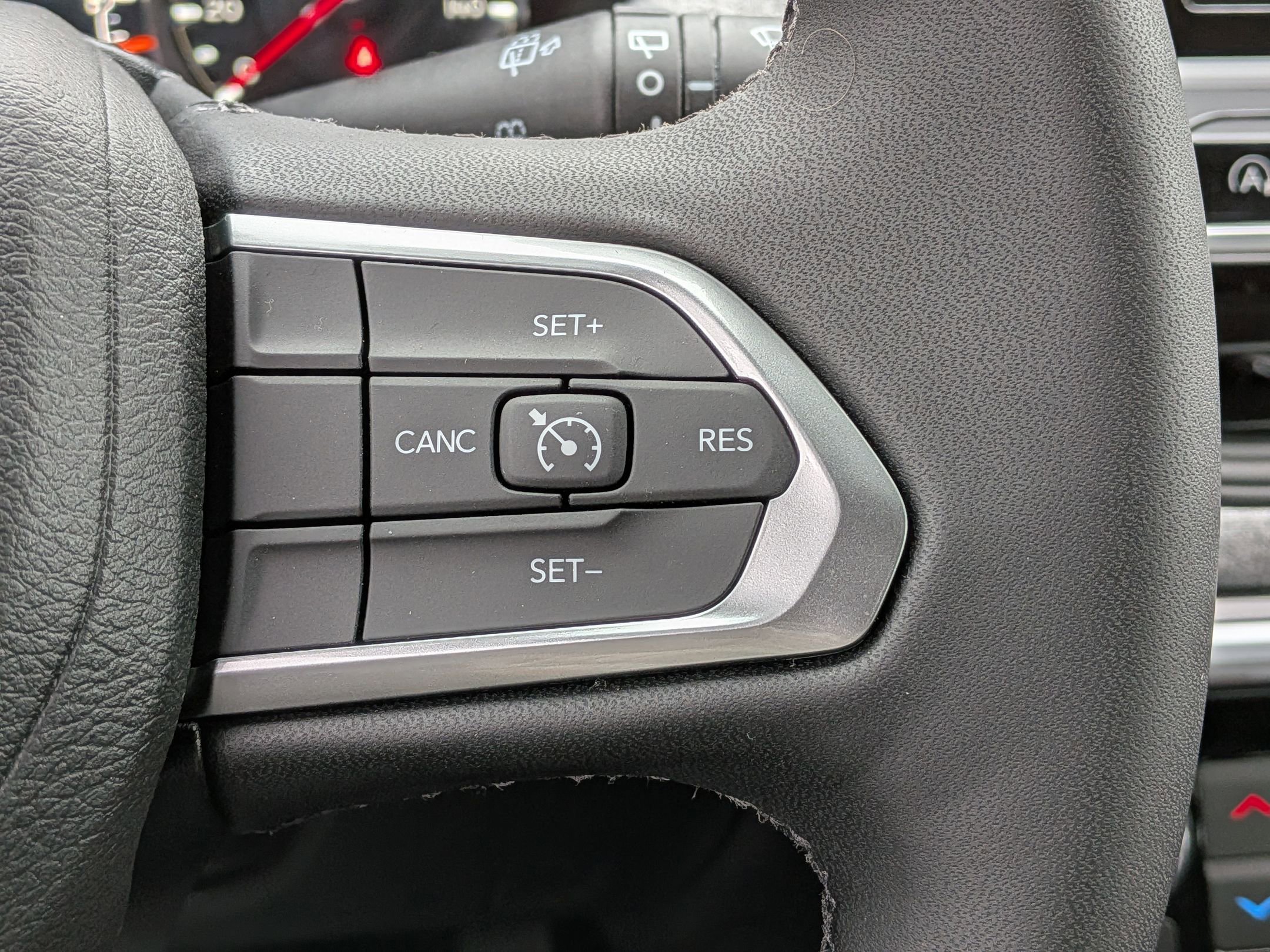 New 2026 Jeep Compass Latitude image 15