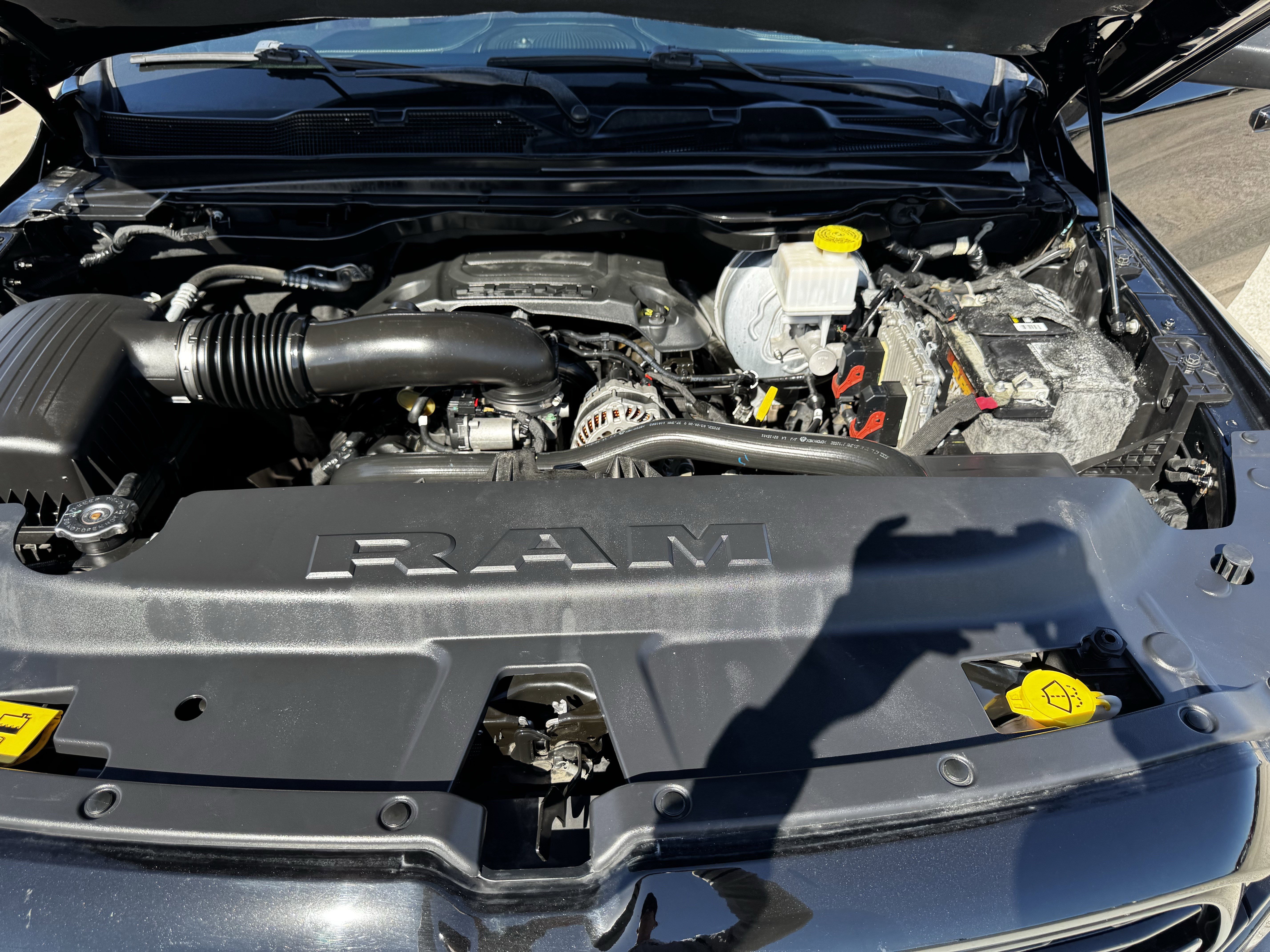 Used 2020 RAM 1500 Limited w/ Black Appearance Package image 34