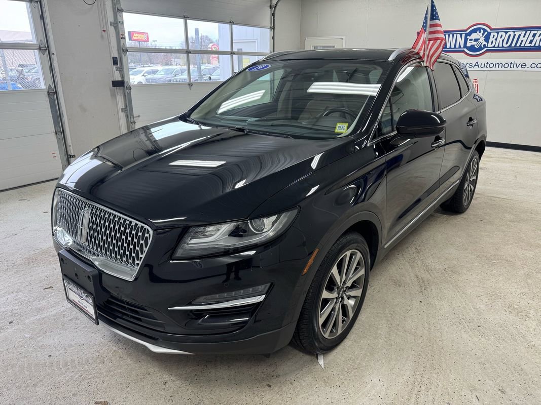 Used 2019 Lincoln MKC Reserve AWD/4WD image 2