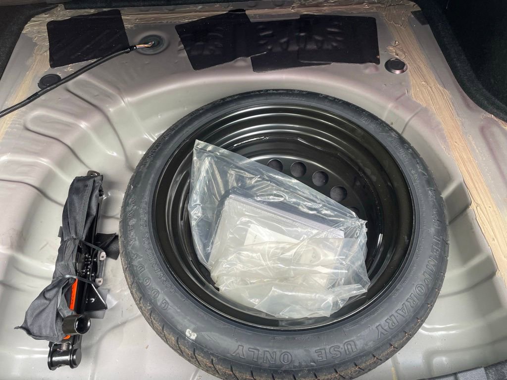 Used 2025 Nissan Sentra SV FWD image 19