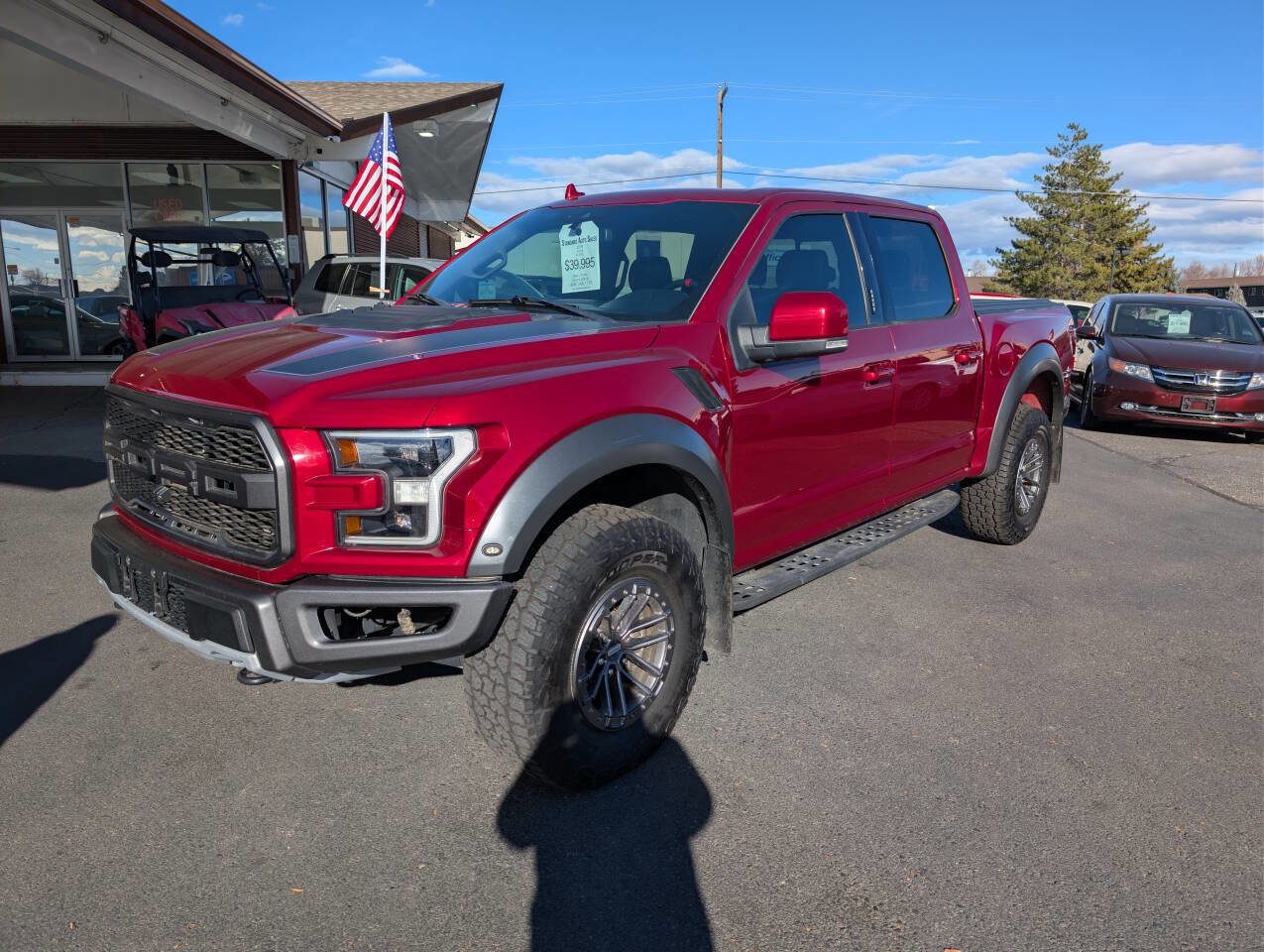 Used 2019 Ford F150 Raptor w/ Equipment Group 802A Luxury image 3