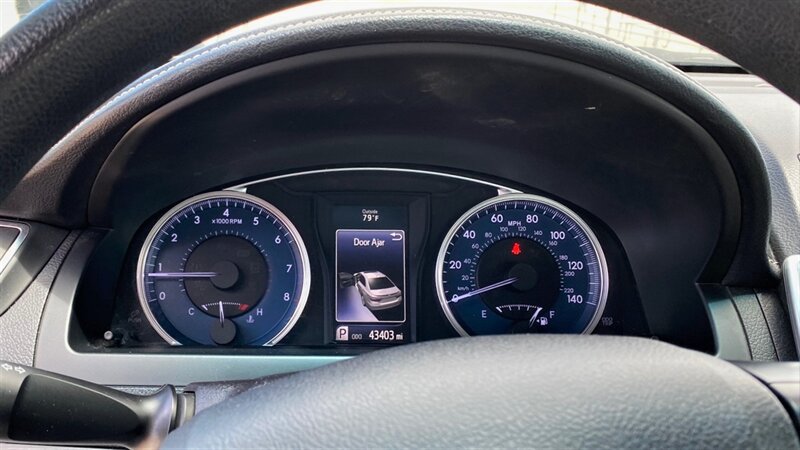 Used 2017 Toyota Camry LE FWD image 11