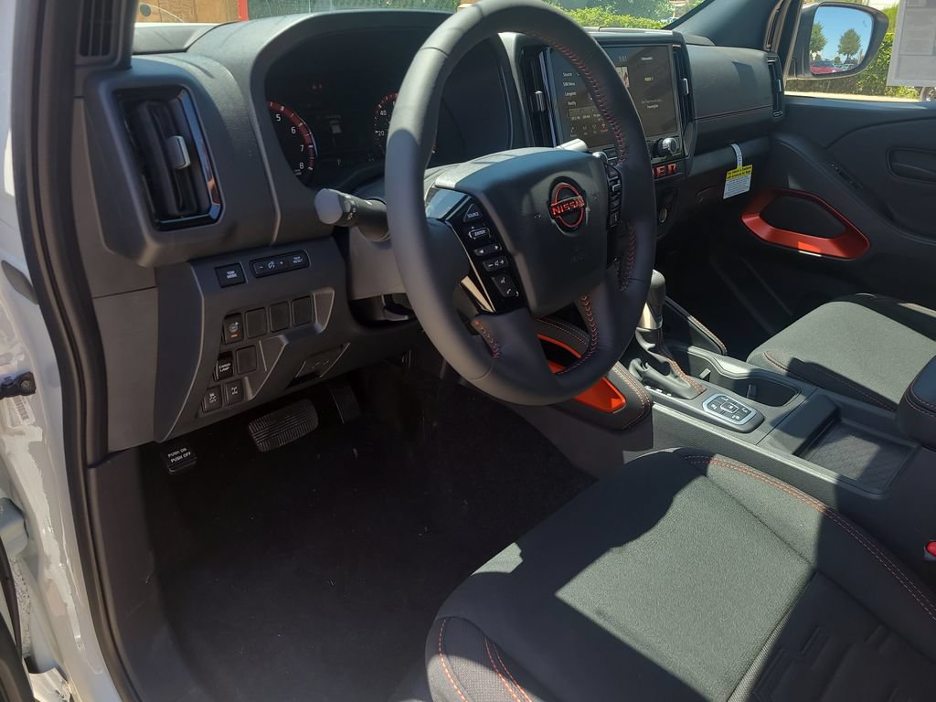 New 2026 Nissan Frontier PRO-4X w/ Tow Package AWD/4WD image 13