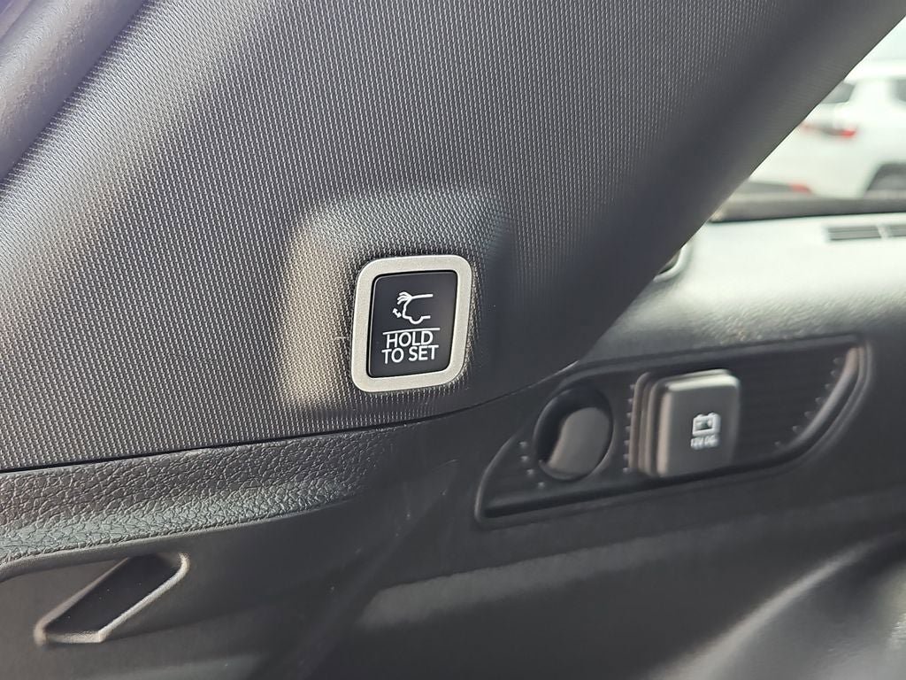 New 2026 Jeep Grand Cherokee Laredo X AWD/4WD image 18