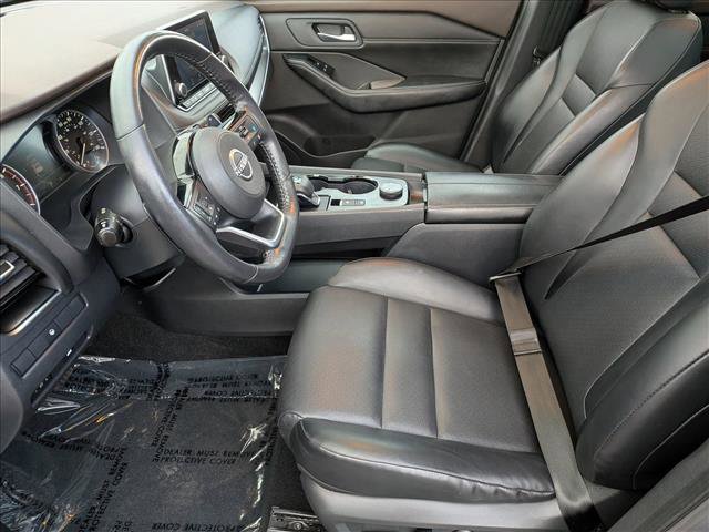 Used 2023 Nissan Rogue SV w/ SV Premium Package AWD/4WD image 15