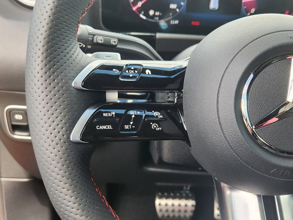 New 2025 Mercedes-Benz GLA 250 4MATIC image 22