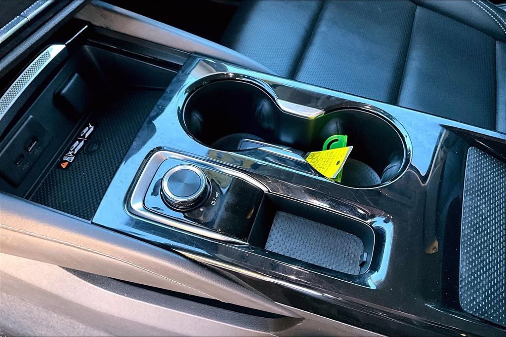 Certified 2025 Buick Envision Preferred image 19