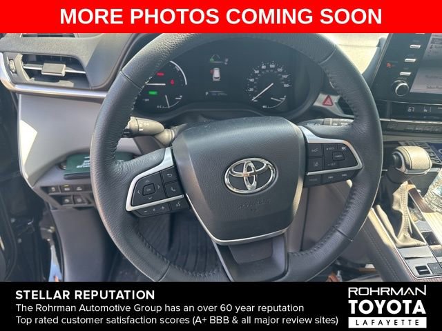 Used 2024 Toyota Sienna XLE w/ XLE Plus Package AWD/4WD image 7