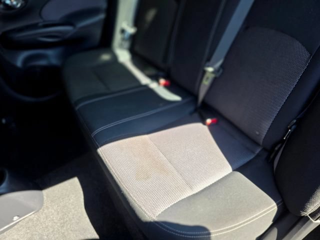 Used 2015 Nissan Versa SV FWD image 46