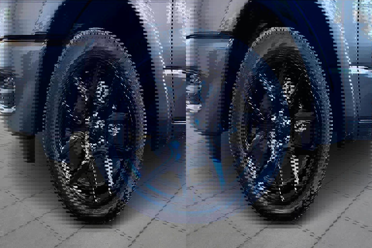 Used 2025 RAM 1500 Laramie w/ Night Edition image 10