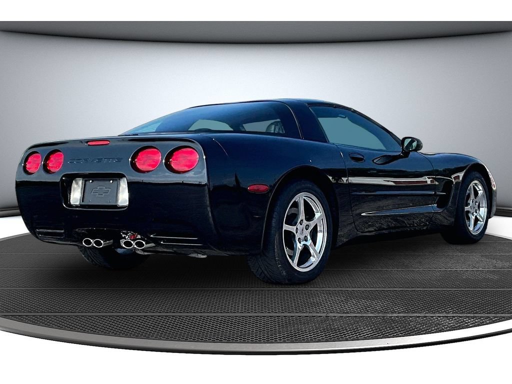 Used 2002 Chevrolet Corvette Coupe w/ Preferred Equipment Group2 RWD image 14