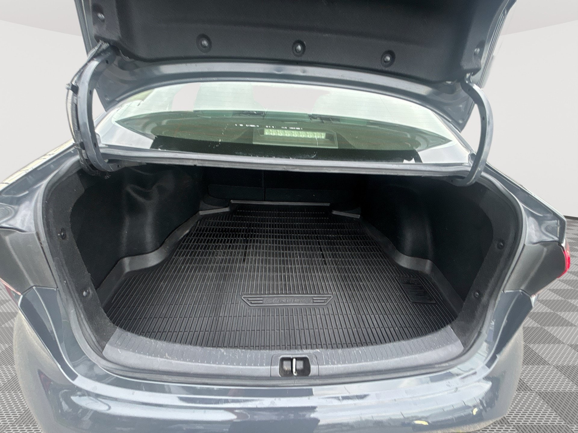 Used 2023 Toyota Corolla LE FWD image 21