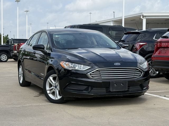 Used 2018 Ford Fusion S FWD image 2