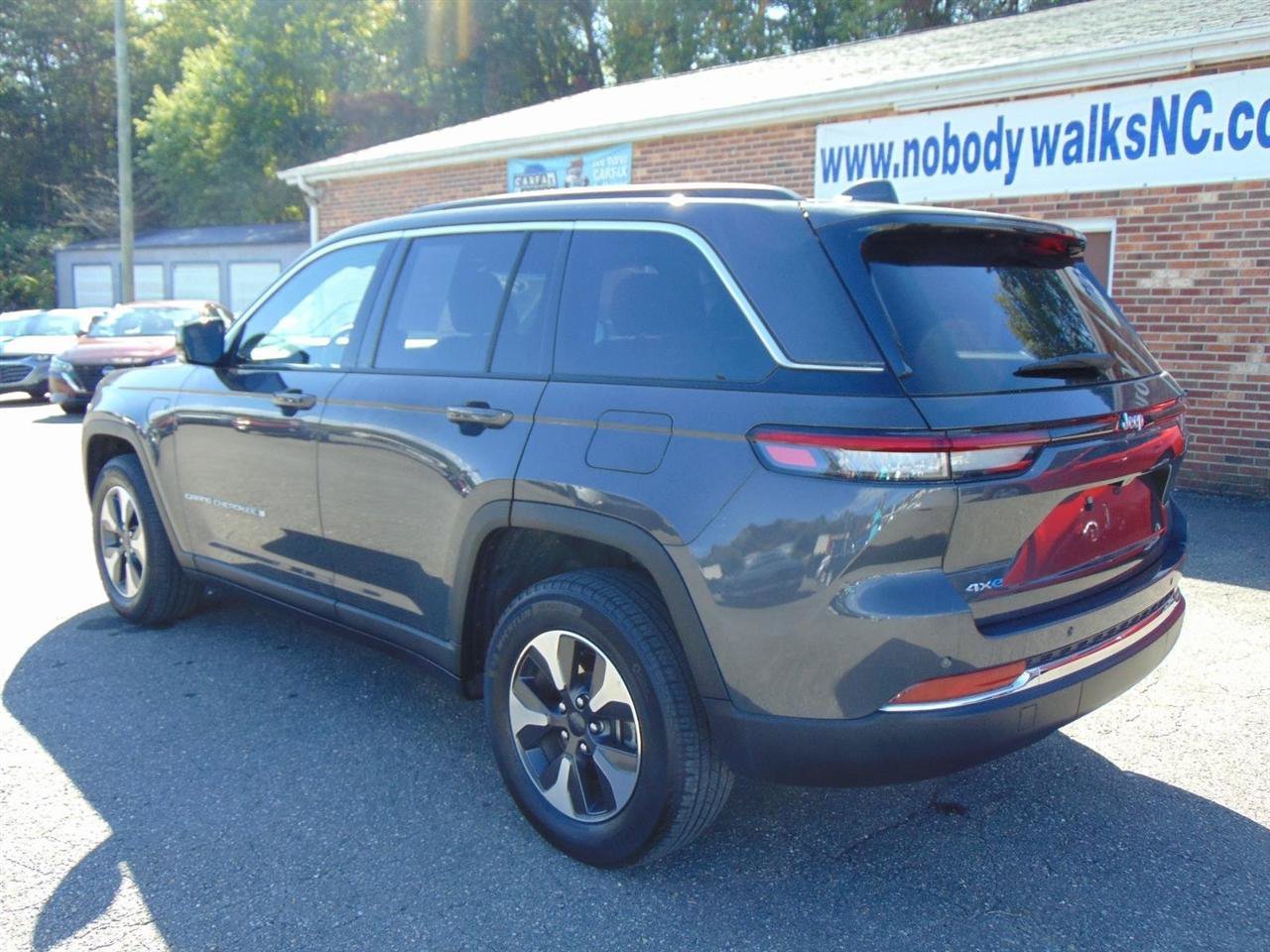 Used 2024 Jeep Grand Cherokee Limited 4xe AWD/4WD image 7