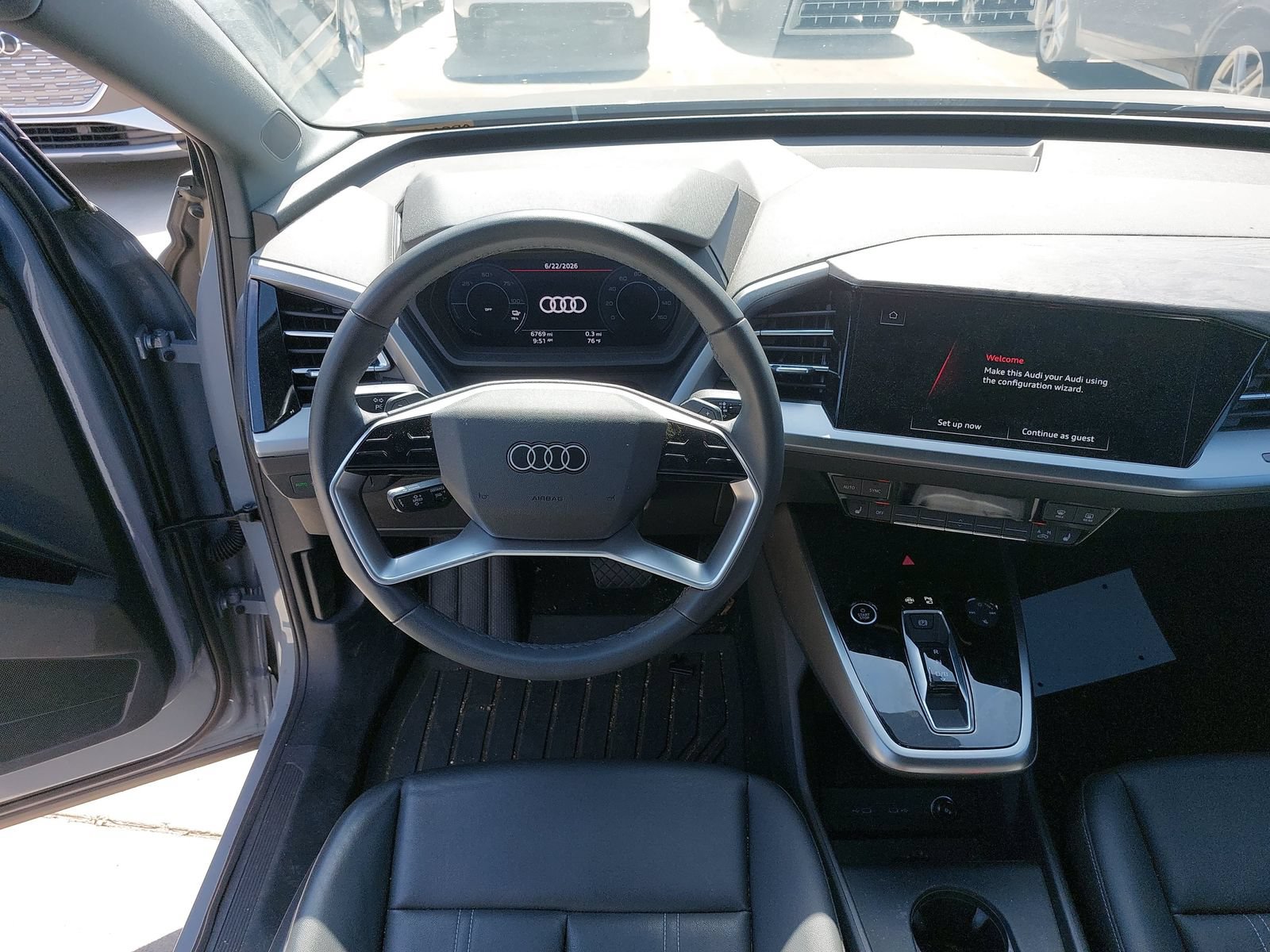 Used 2025 Audi Q4 e-tron Premium w/ Convenience Package RWD image 6