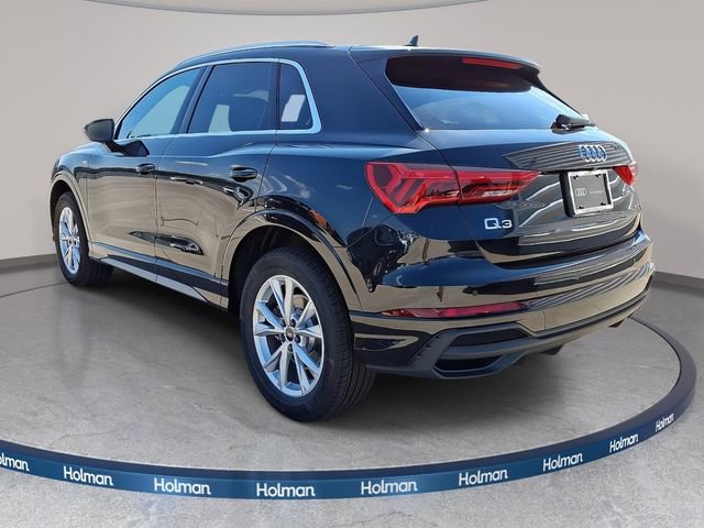 Used 2025 Audi Q3 2.0T Premium w/ Convenience Package AWD/4WD image 2