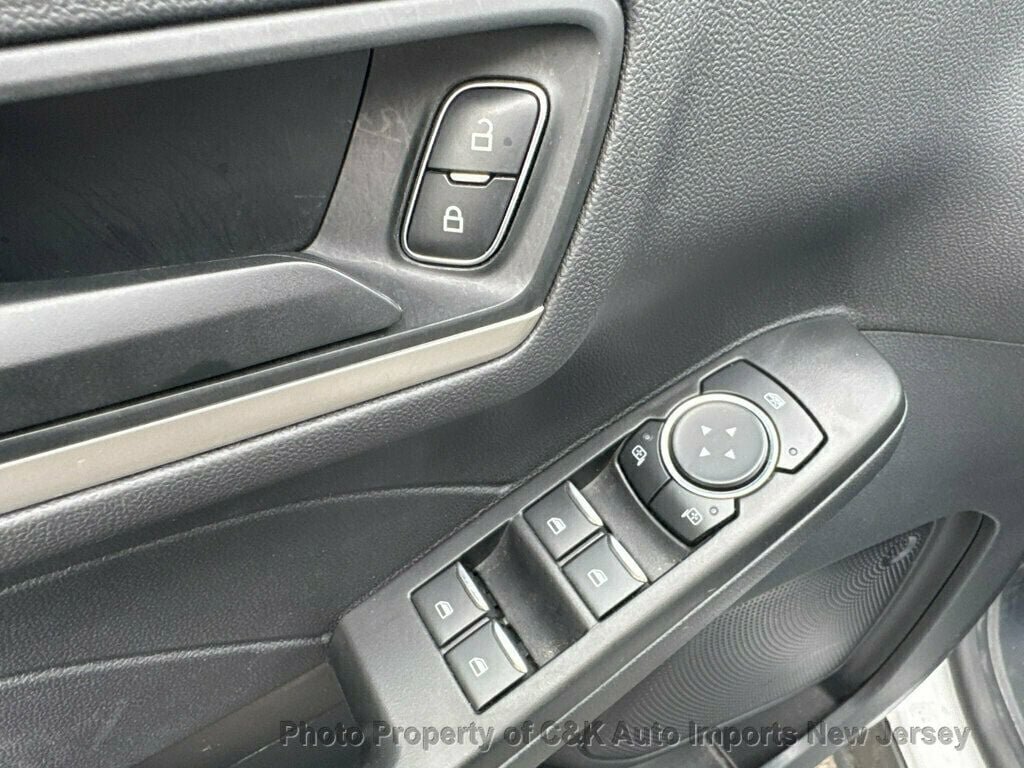 Used 2022 Ford Escape SE AWD/4WD image 18