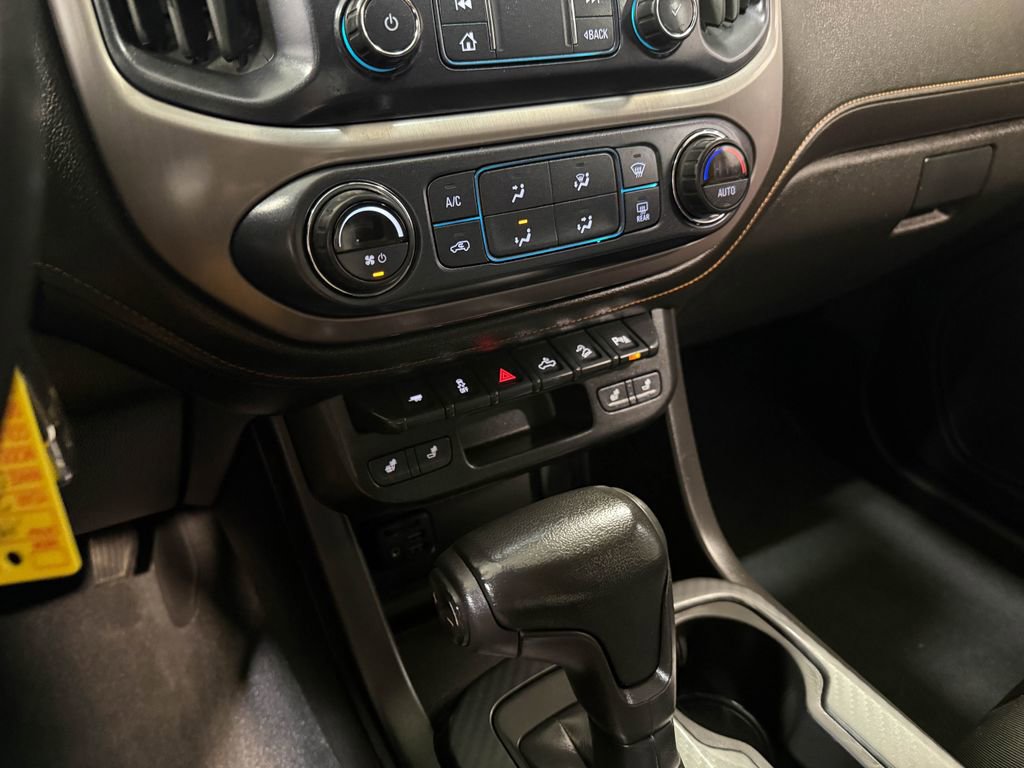 Used 2021 GMC Canyon AT4 image 82