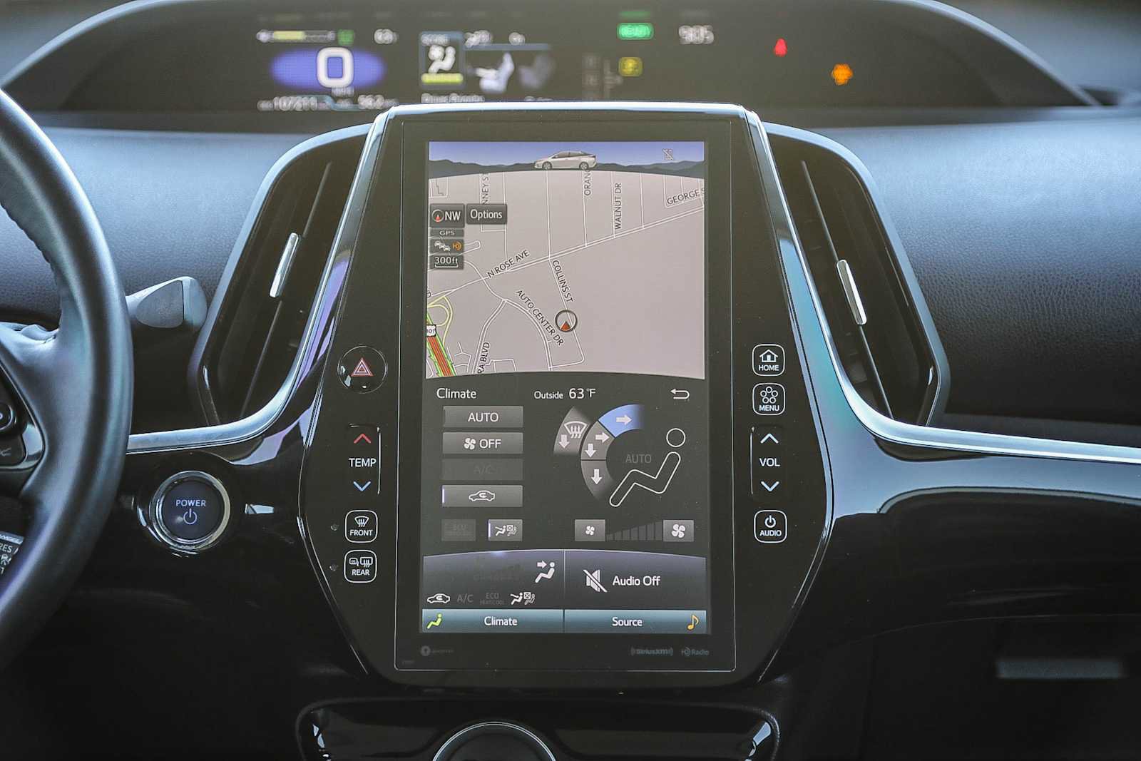 Used 2021 Toyota Prius Prime XLE image 14