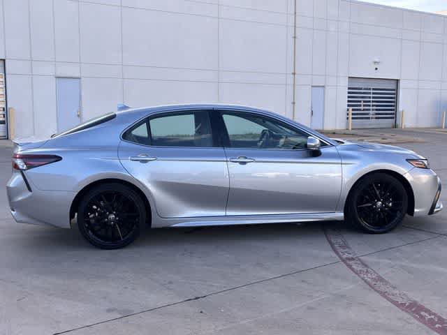 Used 2024 Toyota Camry XSE FWD image 7