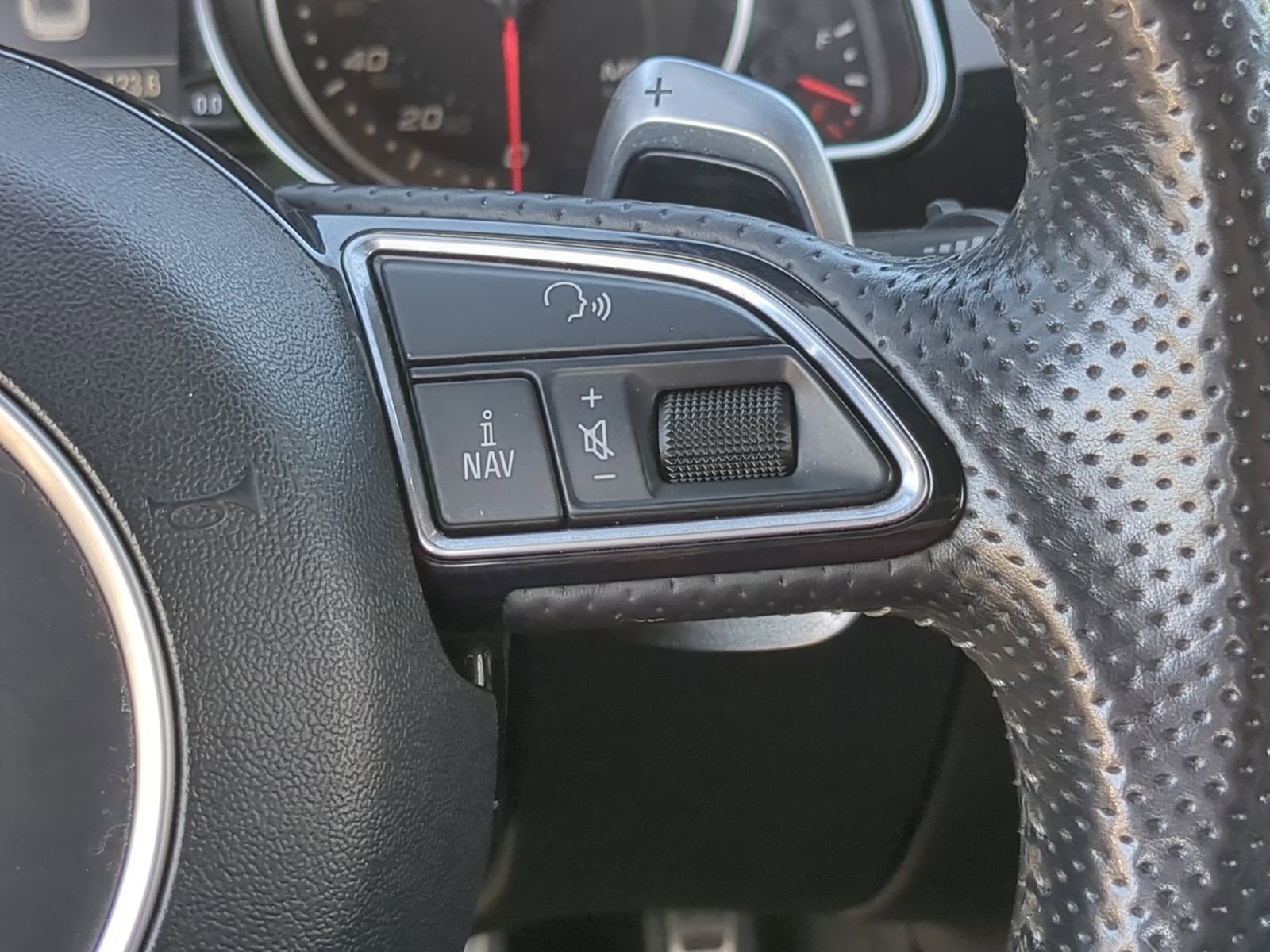 Used 2014 Audi RS 5 Cabriolet image 26