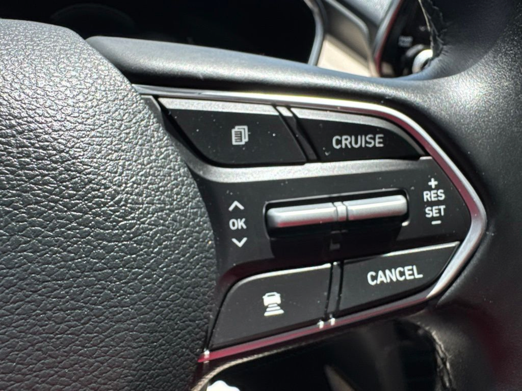 Used 2020 Hyundai Santa Fe Limited FWD image 18