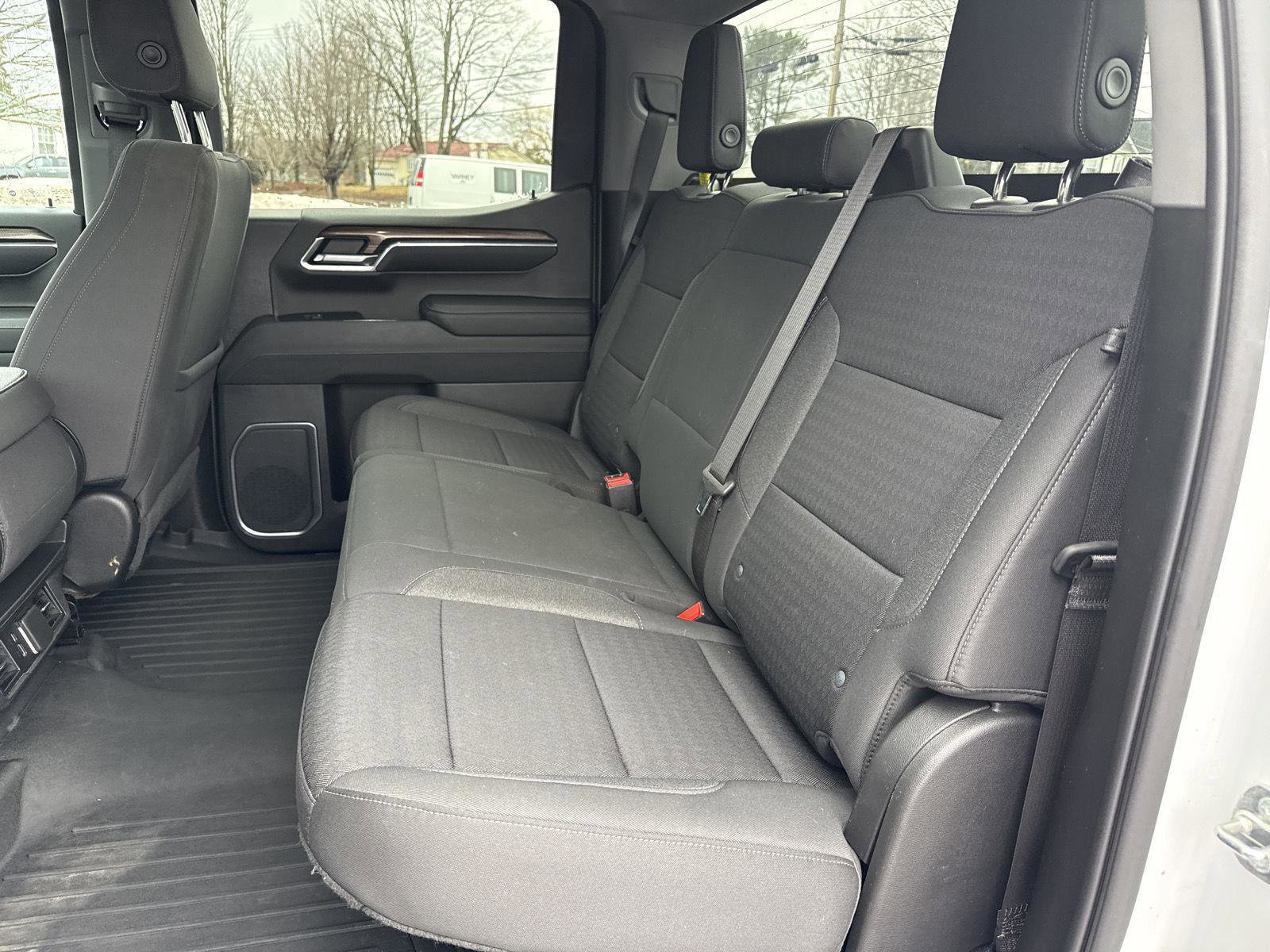 Used 2023 Chevrolet Silverado 1500 LT image 14