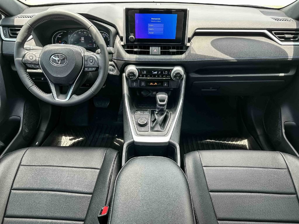 Certified 2024 Toyota RAV4 SE w/ Convenience Package AWD/4WD image 11