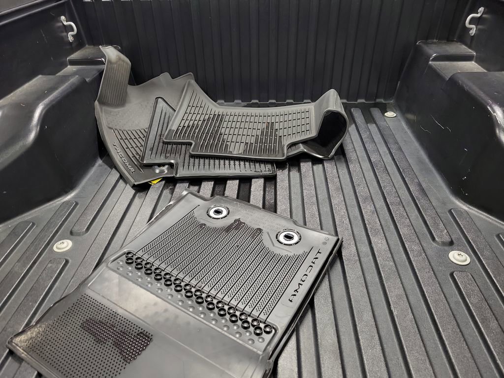 Used 2022 Toyota Tacoma TRD Sport image 10