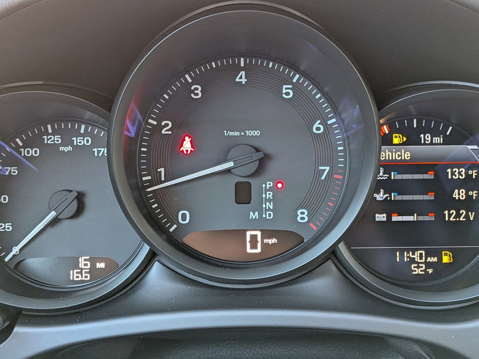 New 2026 Porsche Macan image 16