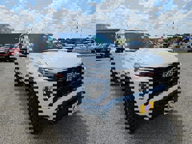 New 2026 GMC Canyon Elevation w/ Convenience Package image 7