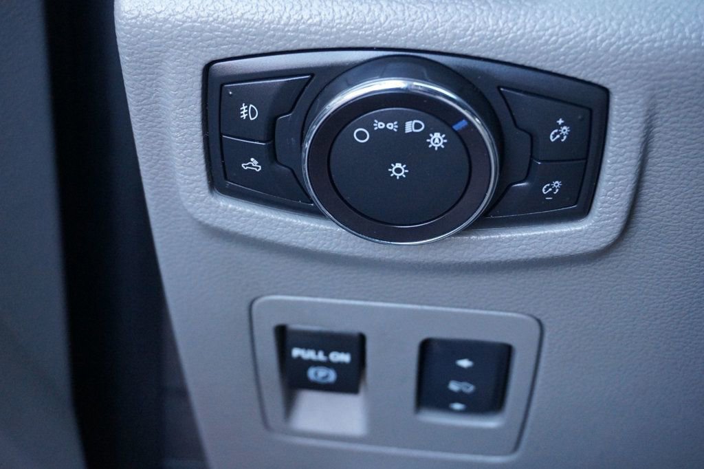 Used 2018 Ford F150 Lariat image 25