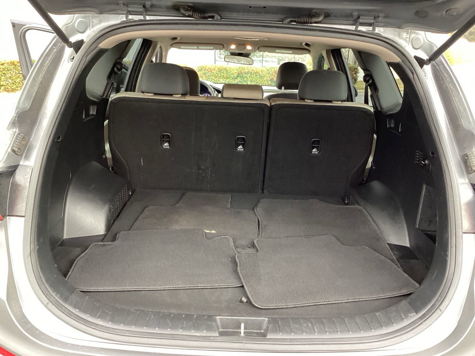 Used 2020 Hyundai Santa Fe SE image 22