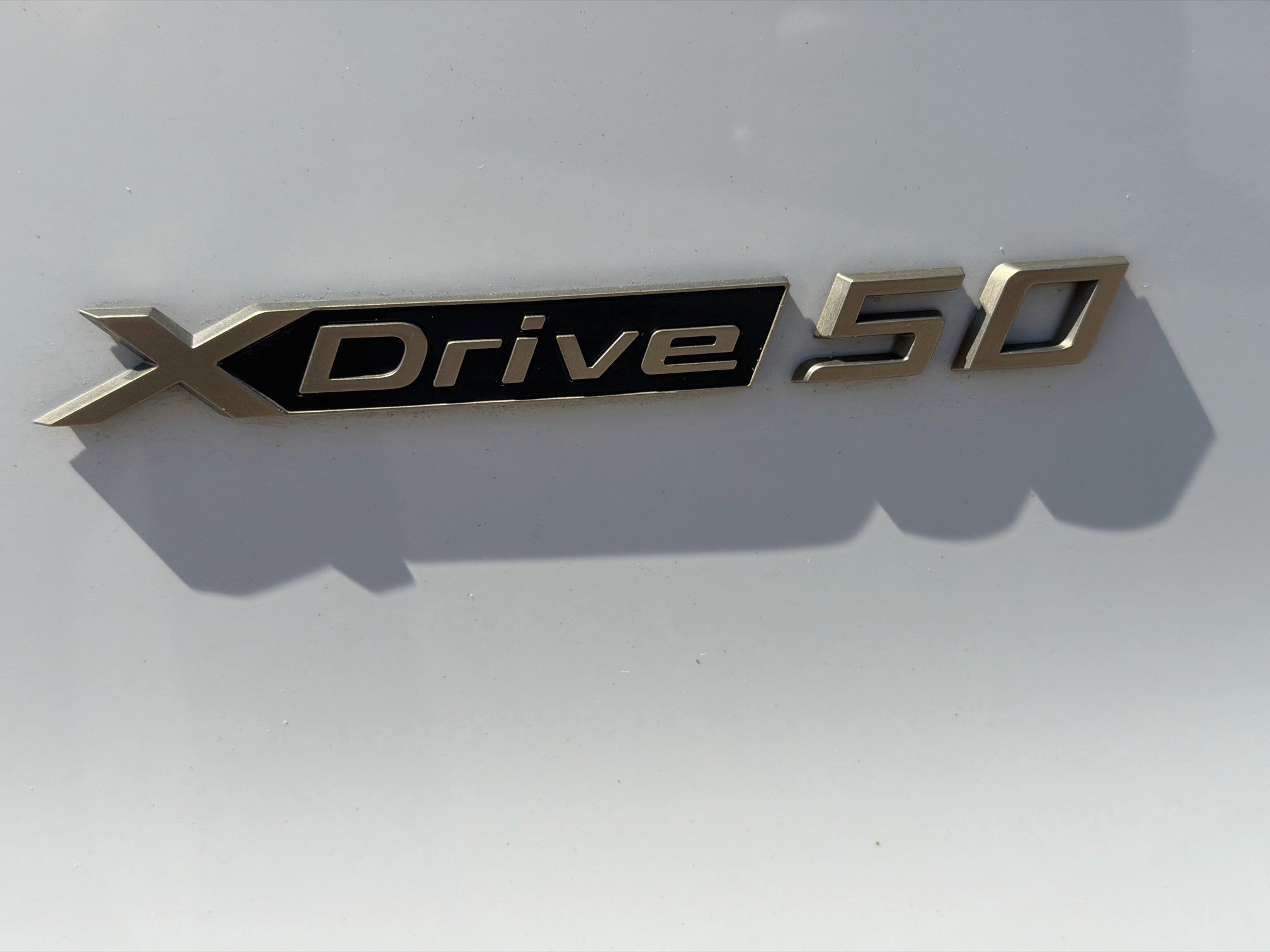 Used 2024 BMW iX xDrive50 w/ Premium Package AWD/4WD image 11