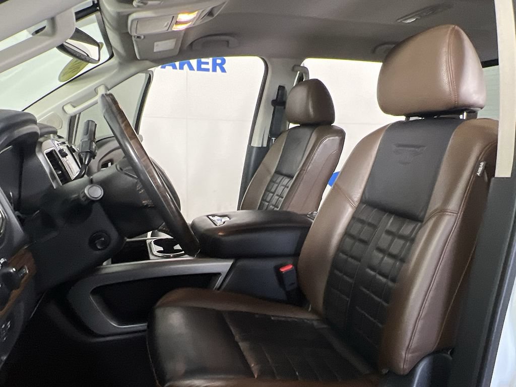 Used 2018 Nissan Titan Platinum Reserve w/ Platinum Utility Package AWD/4WD image 10