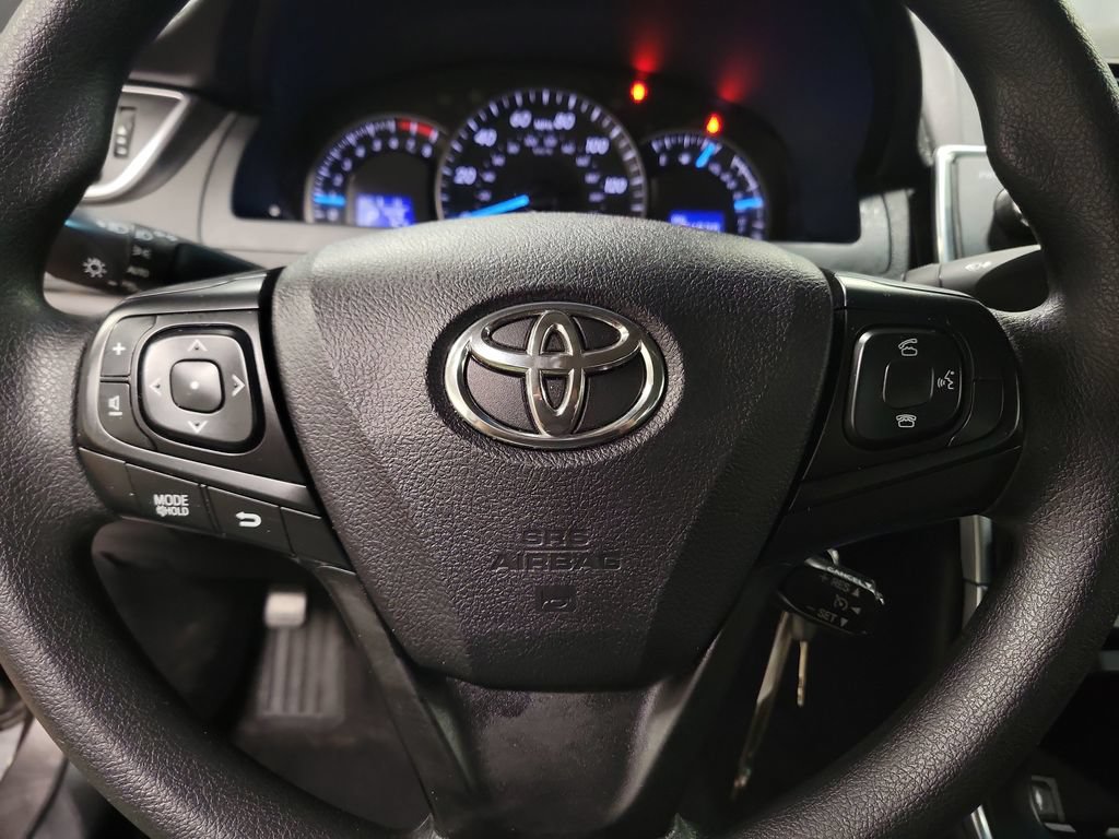 Used 2015 Toyota Camry LE FWD image 20