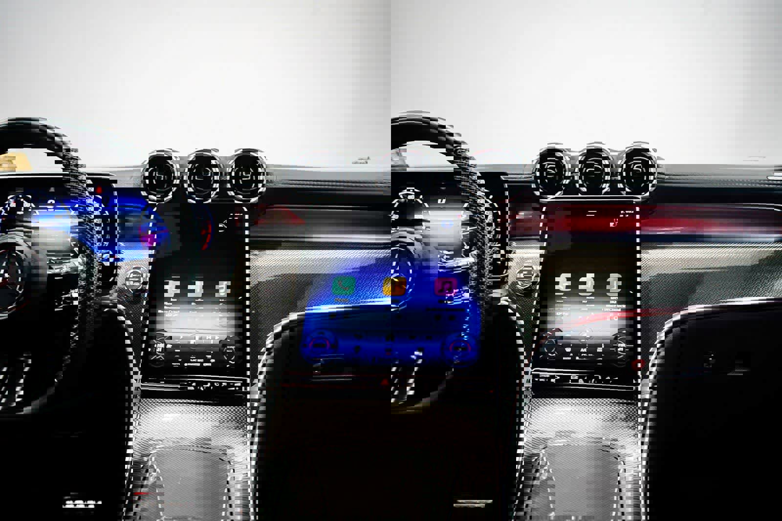 Used 2026 Mercedes-Benz GLC 300 image 12