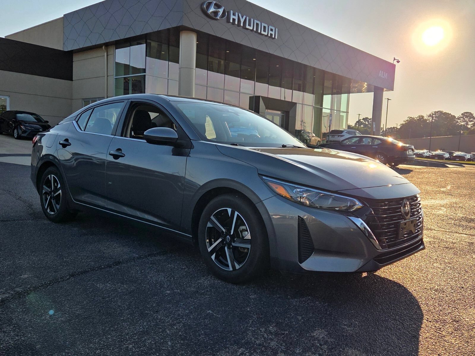 Used 2024 Nissan Sentra SV FWD video 1