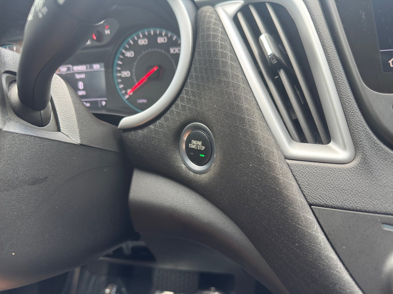Used 2024 Chevrolet Malibu RS FWD image 18