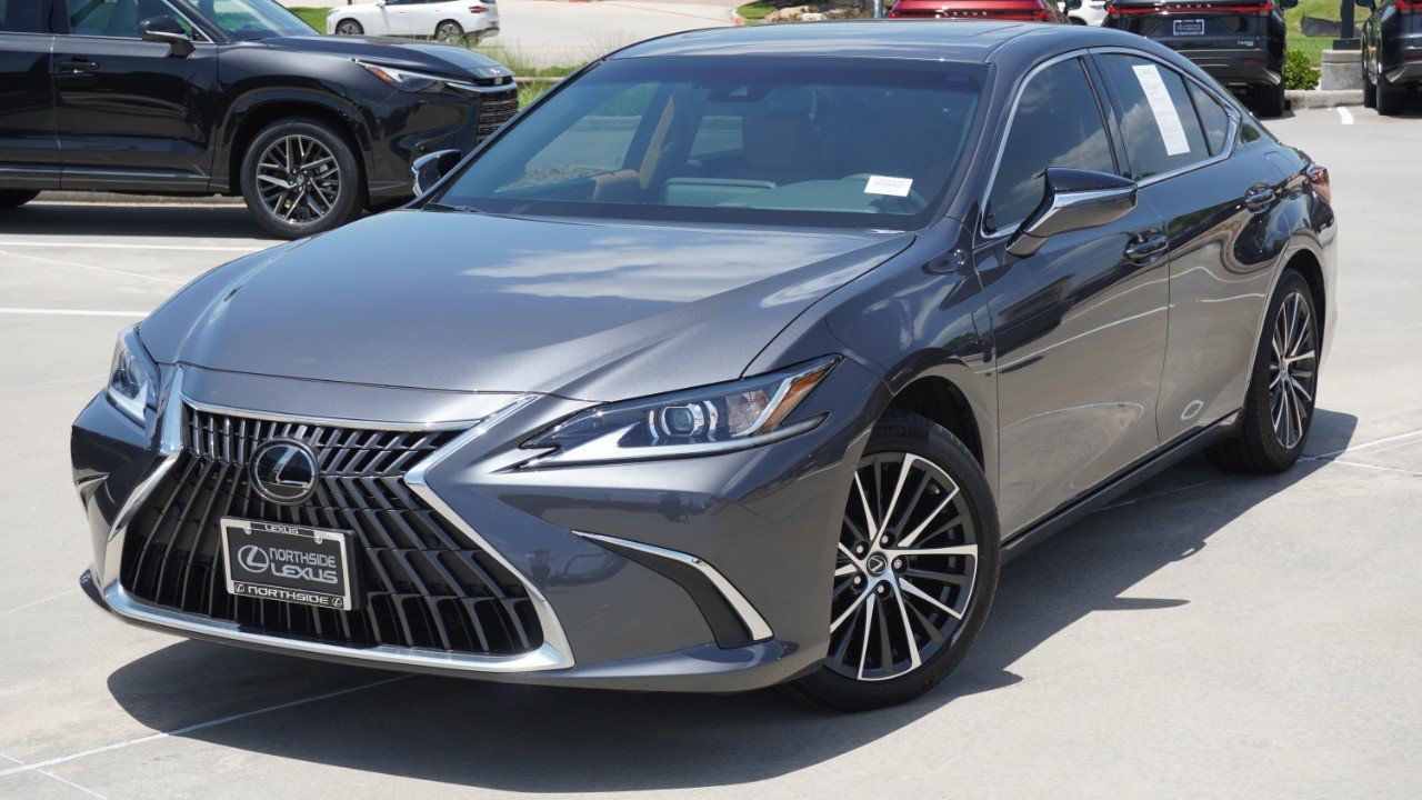 Certified 2024 Lexus ES 350 w/ Premium Package FWD image 2