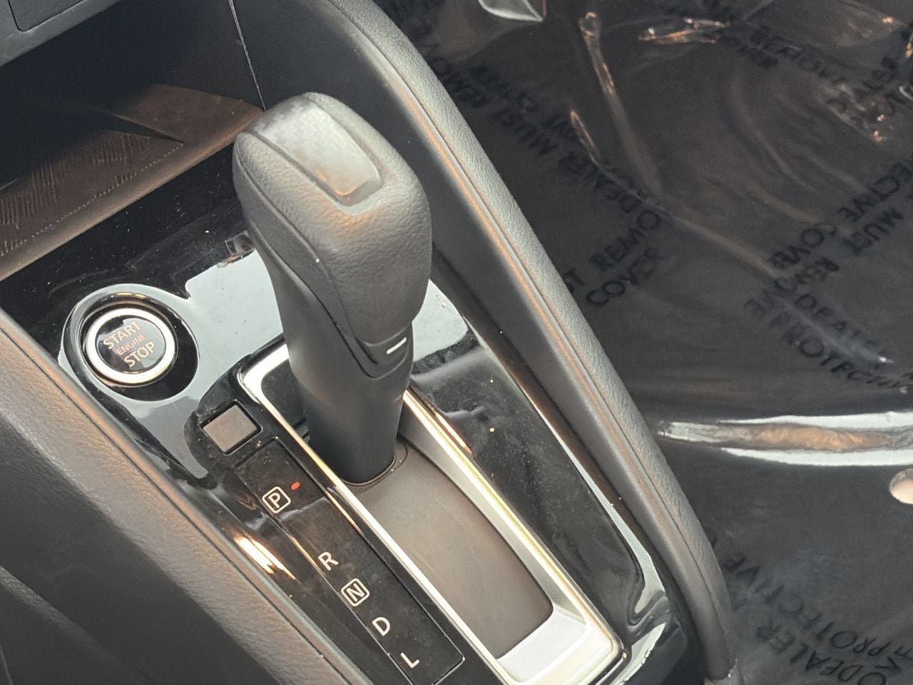 Used 2025 Nissan Versa SV FWD image 14