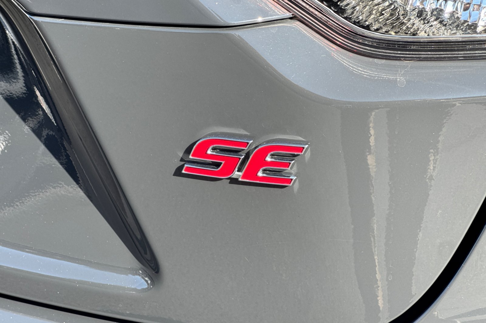 Certified 2025 Toyota Corolla SE FWD image 14