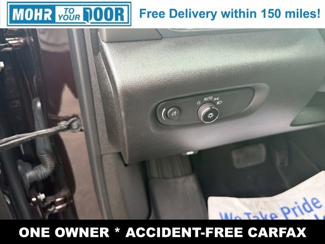 Used 2023 Chevrolet Traverse LT image 15