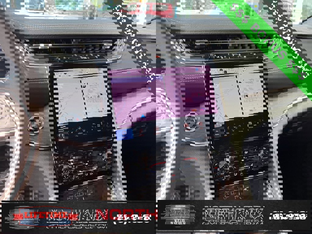 New 2025 Jeep Grand Cherokee L Limited w/ Black Appearance Package image 11