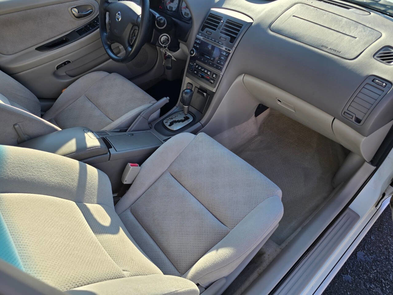 Used 2003 Nissan Maxima SE image 27