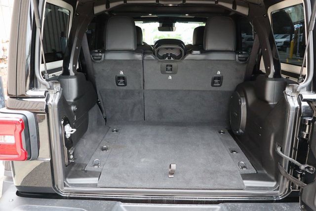 Used 2025 Jeep Wrangler Unlimited Rubicon 392 image 43