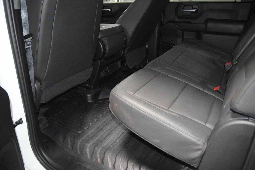 Used 2025 Chevrolet Silverado 3500 W/T w/ WT Convenience Package AWD/4WD image 32
